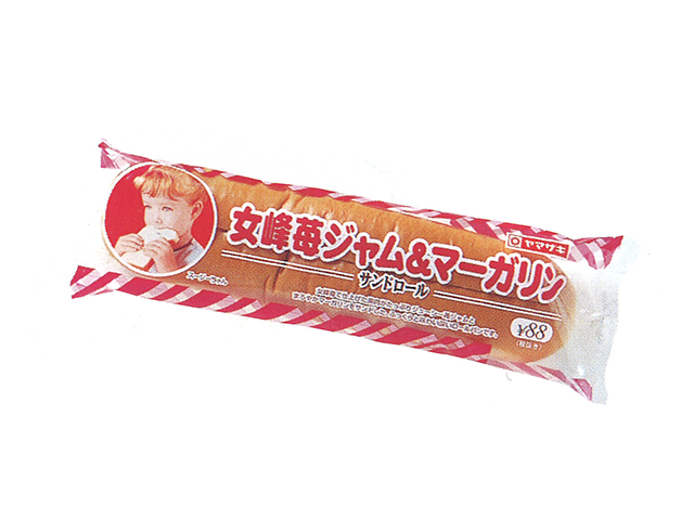 「サンドロール＜菓子パン＞ 発売（8月）