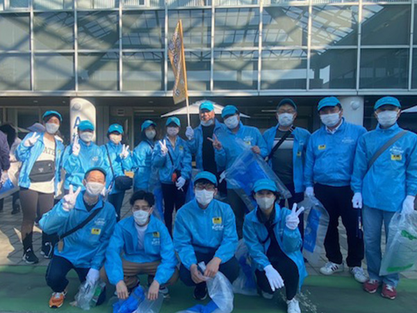 大阪第一工場 （万博ごみゼロウォーク　2022年11月）大阪府吹田市にある万博記念公園周辺の清掃活動に参加しました。