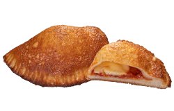 完熟トマトのカルツォーネ