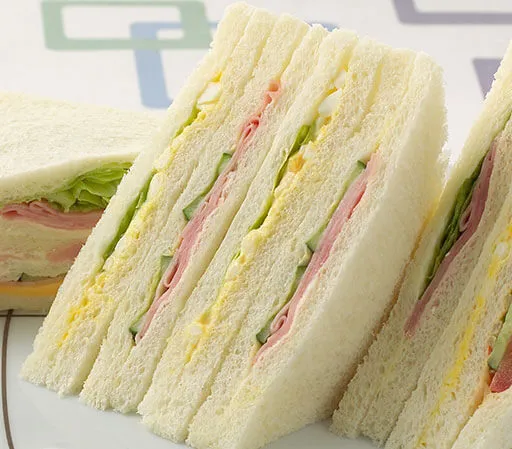 おにぎり・サンドイッチ